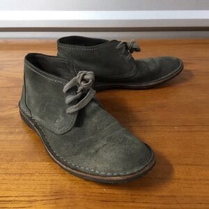 John Varvatos Men Olive Green Suede Chukka Ankle Boot Size 7